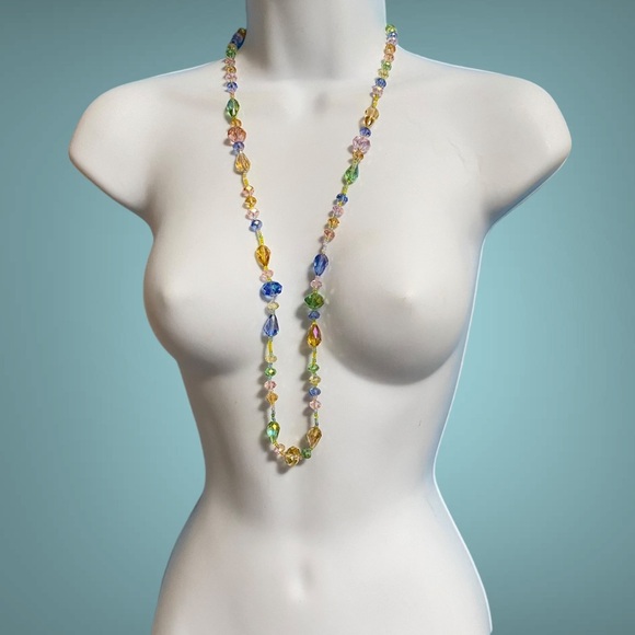 Faceted Glass Beads Necklace Multi Colored Shiny Sparkly Over-The-Head Style - Picture 6 of 8